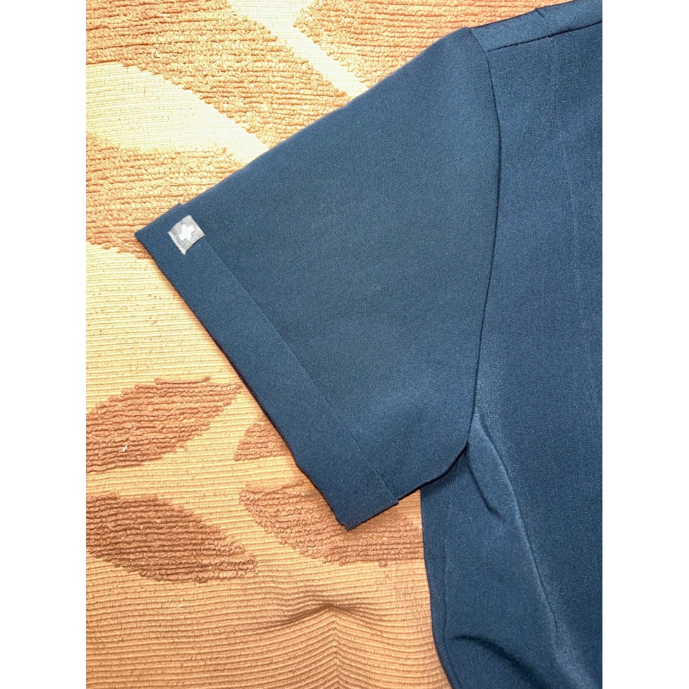 FIGS‎ Women Blue Short Sleeve V Neck Scrub Top Size XS Technical Collection - Picture 3 of 7